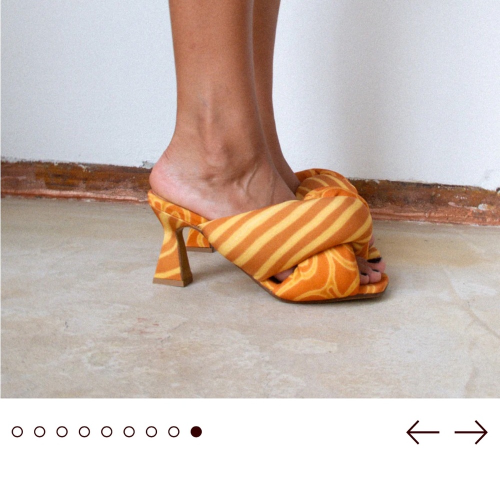 Ugo Paulon Vibrant Orange Swirl High Heel Mule Slippers size 10. No offers.
